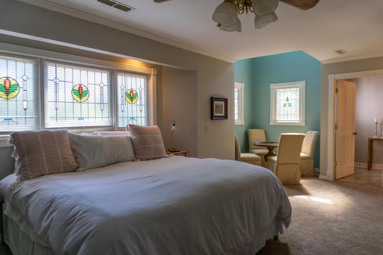 Inn At Rose Hall 유레카 스프링스 외부 사진